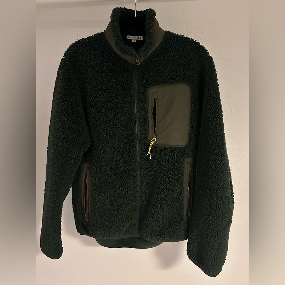 Uniqlo x JW Anderson green pile fleece size medium